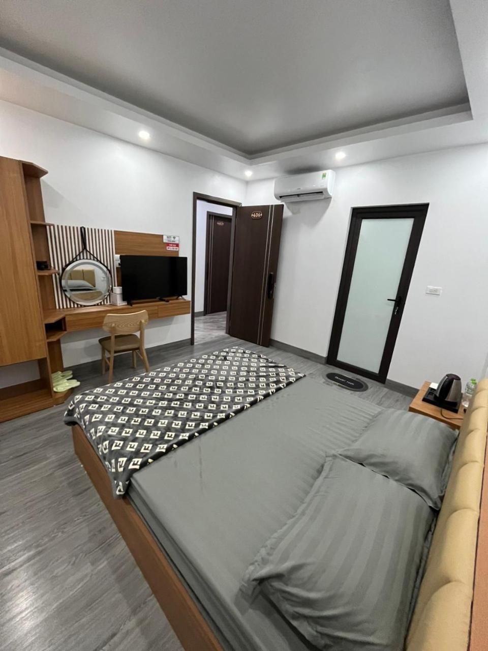 Royal Homestay - Royal Center Mong Cai Zimmer foto